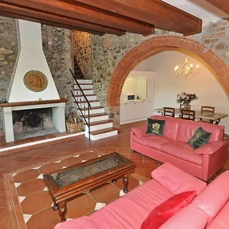 Casa Guia Bucine